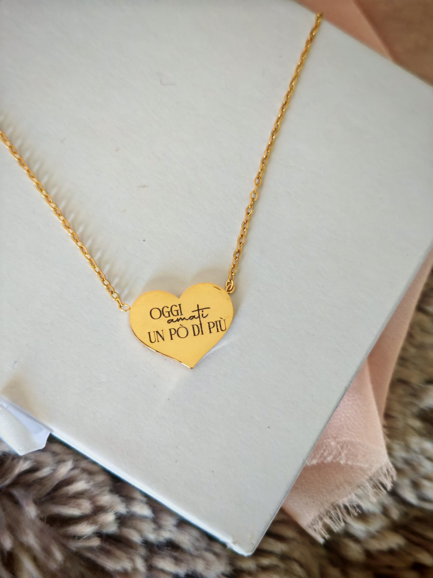 Collana "Amati un po' di più"